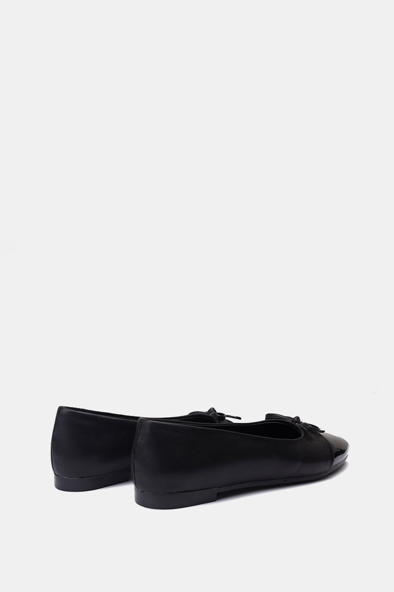 BLACK CAP-TOE MARY JANE
