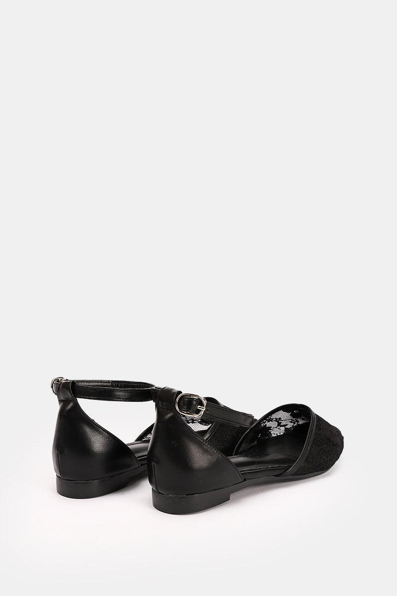 BLACK FLORAL STRAP FLAT