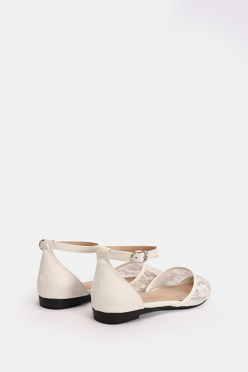 WHITE FLORAL STRAP FLAT
