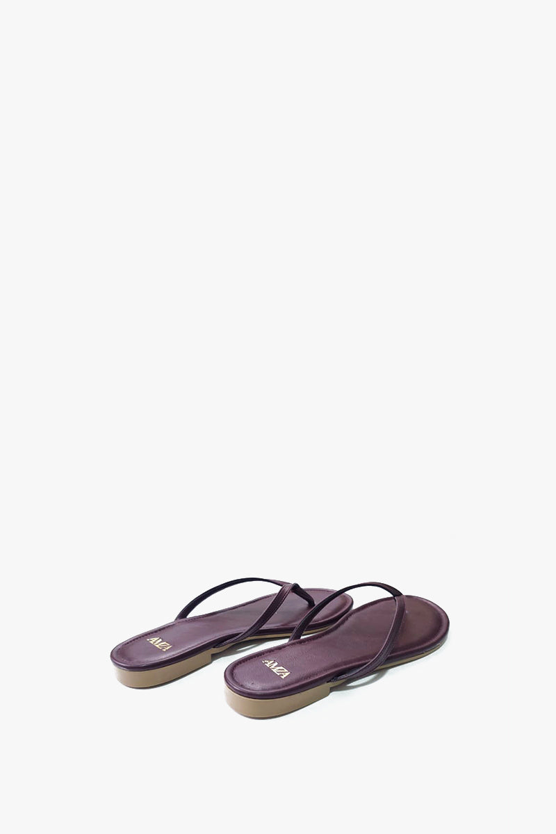 BURGUNDY THONG FLAT SANDAL