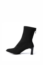 BLACK RIBBED STRETCHABLE ANKLE BOOT