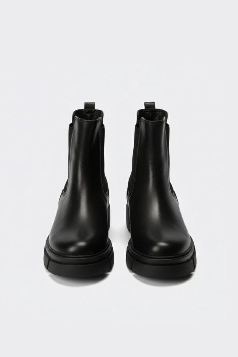 PREMIUM LEATHER BLACK CHELSEA BOOTS