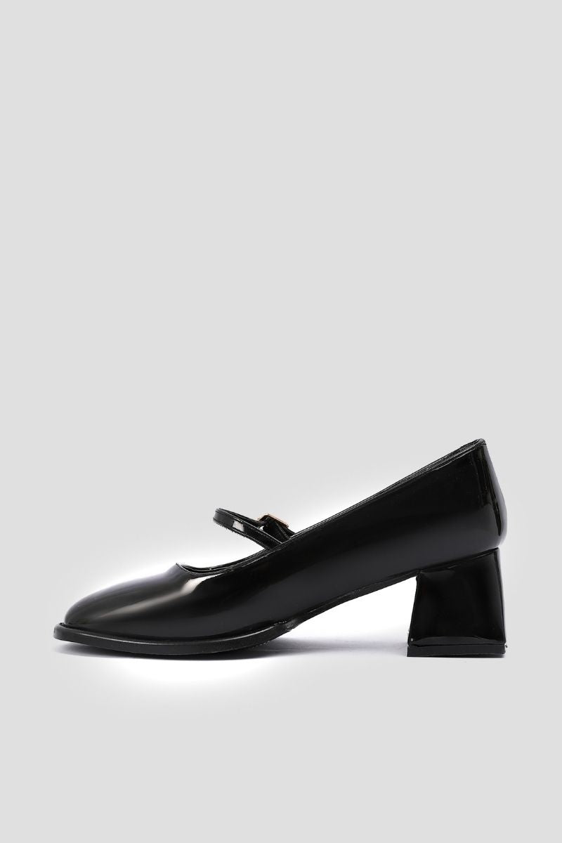 BLACK MARY JANE PUMPS