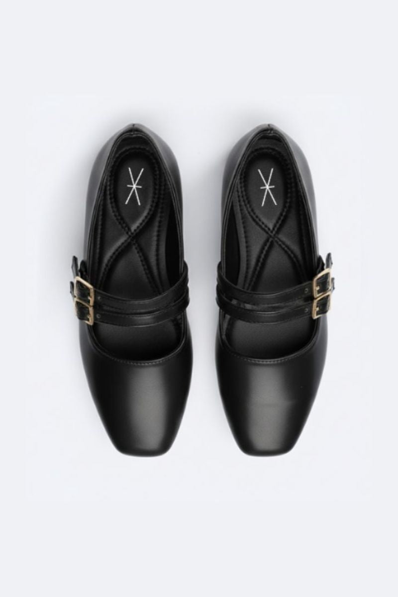BLACK DOUBLE BUCKLE BALLERINA