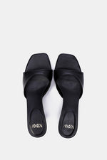 BLACK SQUARE-TOE HEELED SANDALS