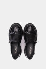 BLACK CHUNKY KILTIE LOAFER