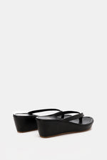 BLACK THONG WEDGE SANDAL