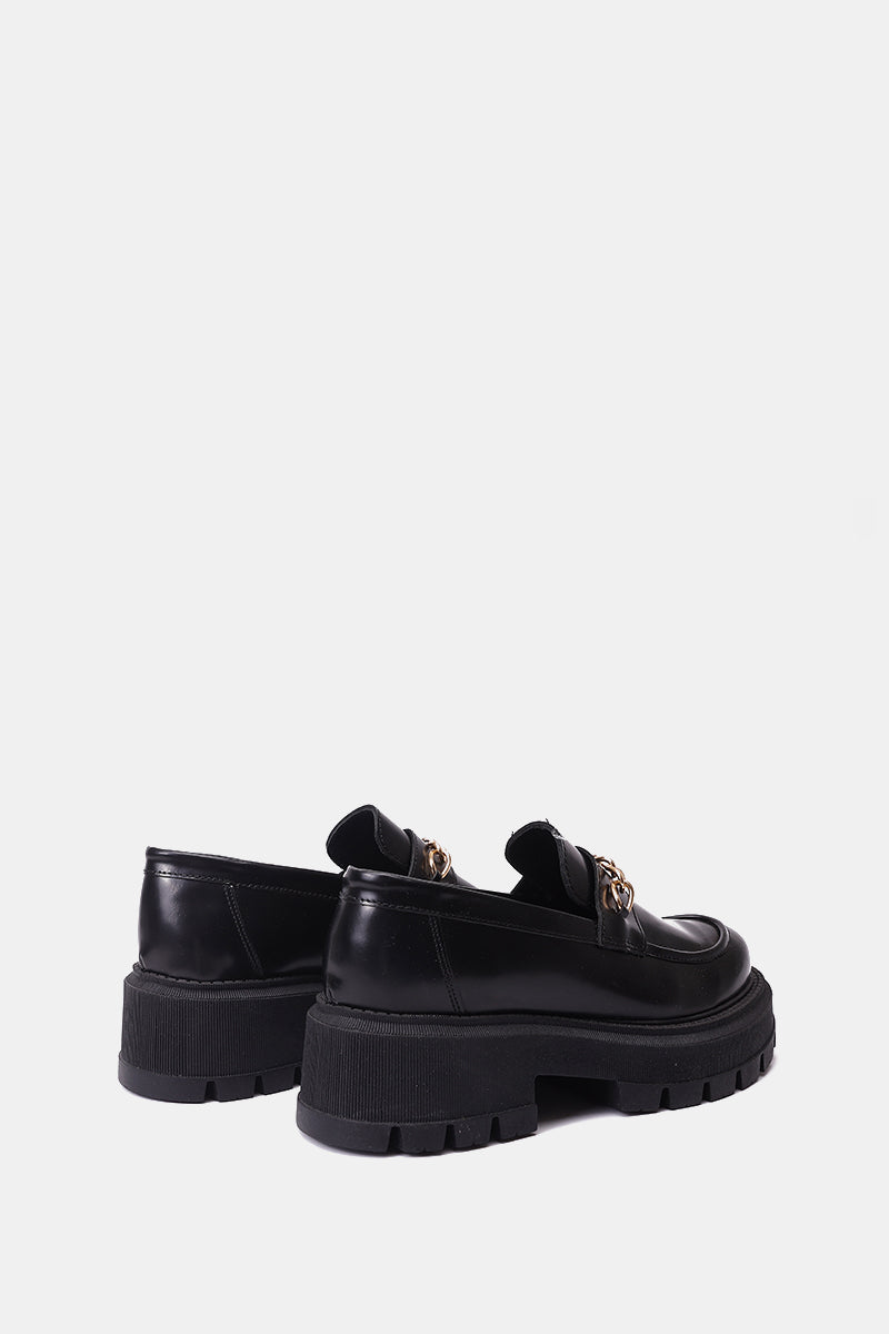 GLOSSY BLACK LEATHER CHUNKY CHAIN LOAFERS