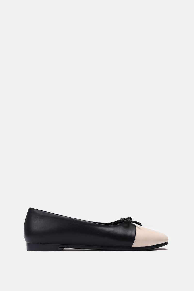 BEIGE CAP-TOE MARY JANE