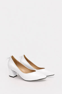 WHITE VERNE BOW LOW HEELS