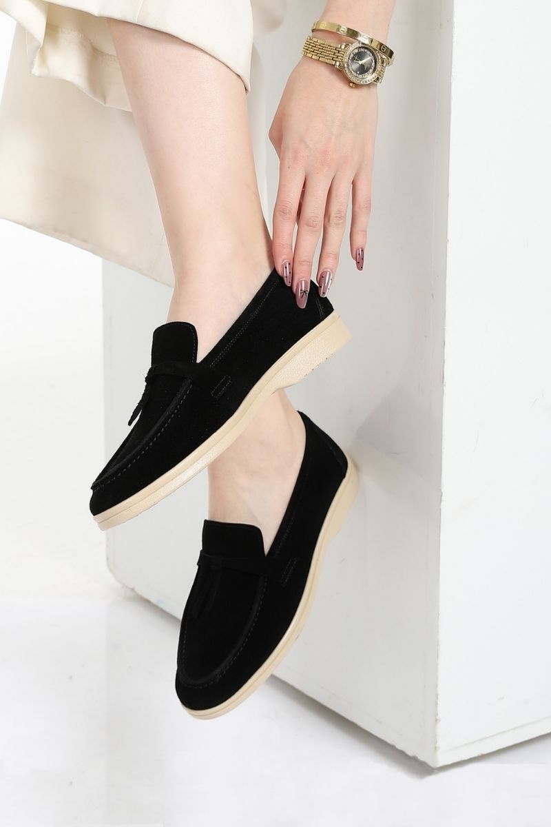 PREMIUM BLACK TASSEL LOAFERS