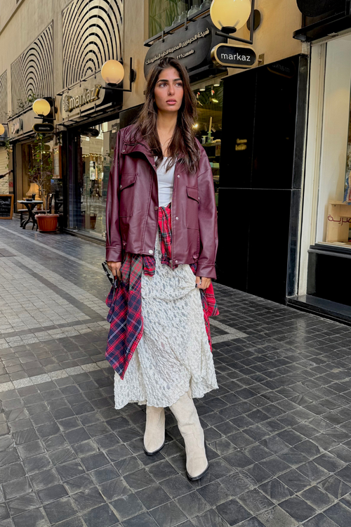 BEIGE EMBROIDERED COWBOY BOOTS