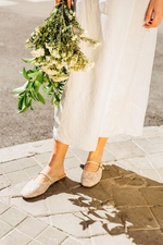 BEIGE FLORAL MESH MULE