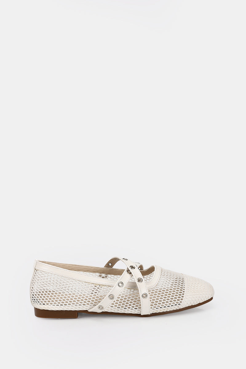 CROSS STRAP WHITE BALLERINA