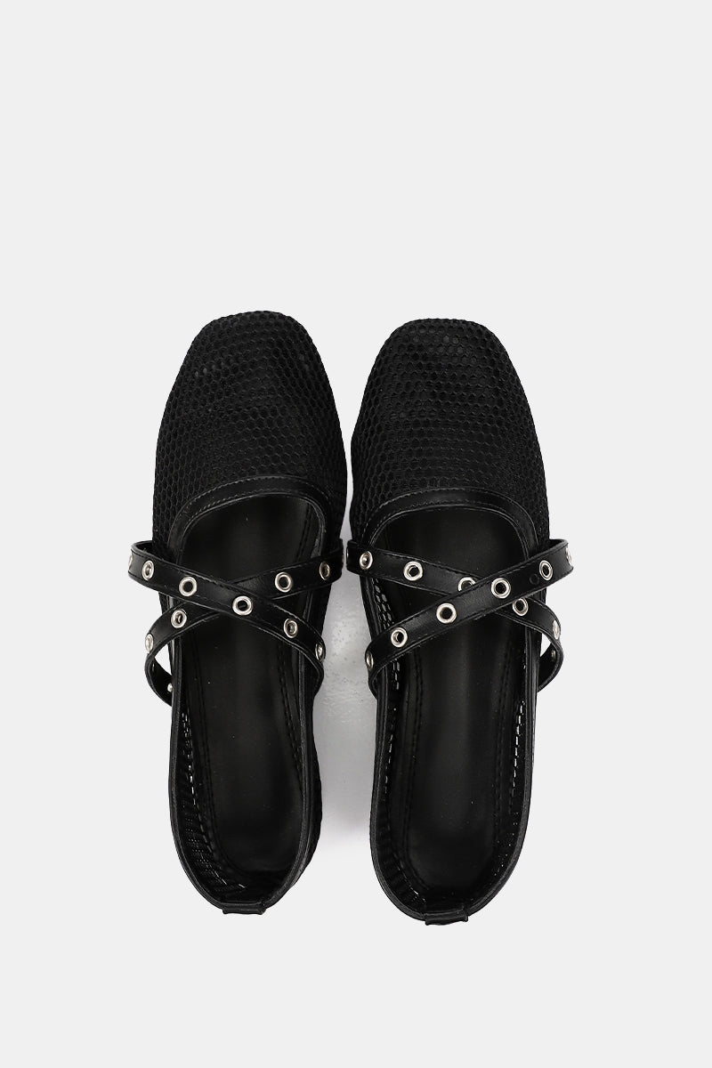CROSS STRAP BLACK BALLERINA