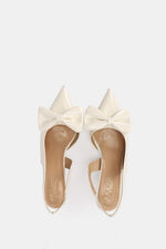 WHITE KITTEN PUMPS