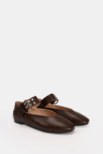 BROWN BUCKLE LEATHER FLAT