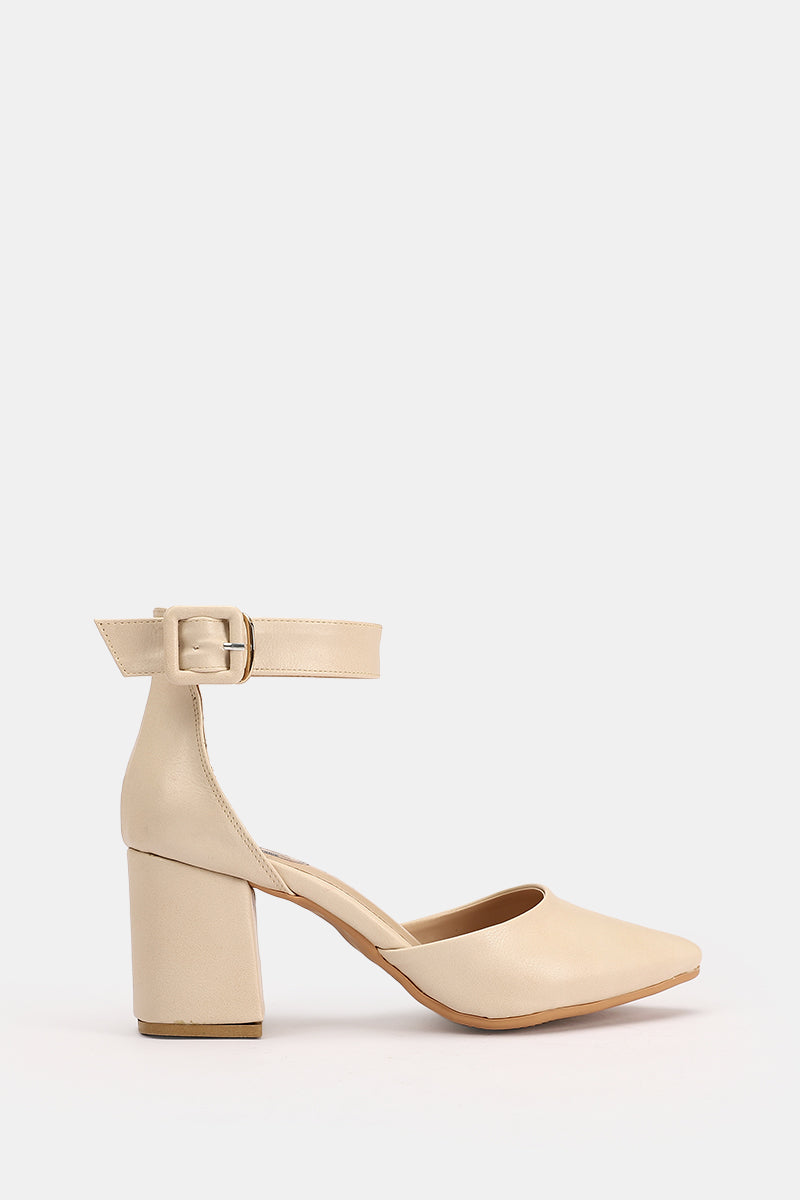 BEIGE BUCKLED CHUNKY HEELS