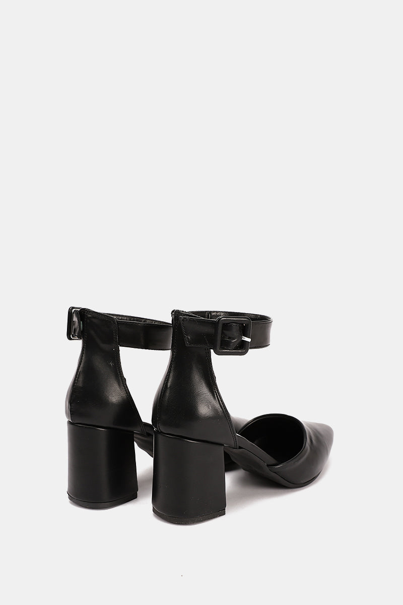 BLACK BUCKLED CHUNKY HEELS