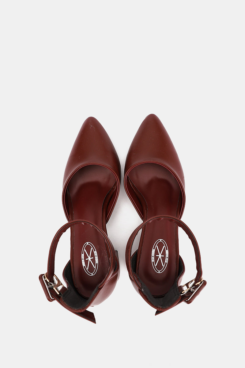 BURGUNDY BUCKLED CHUNKY HEELS