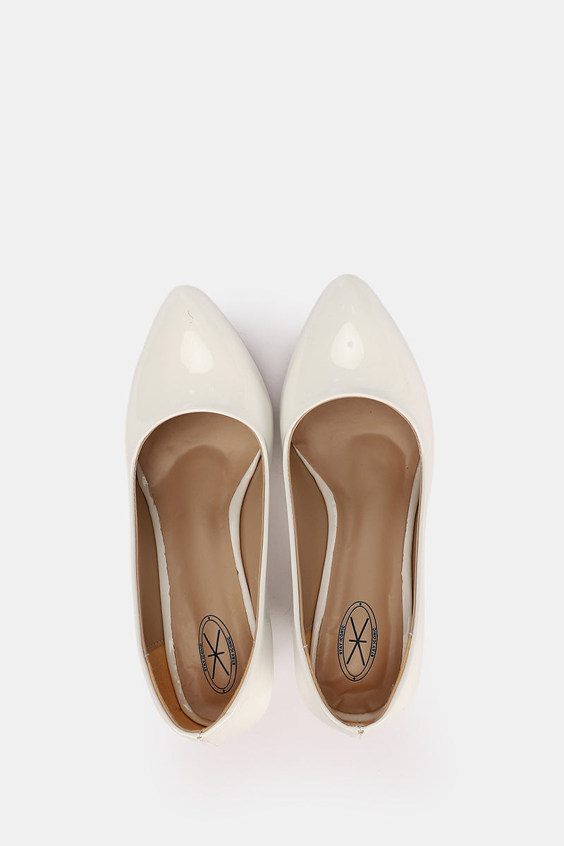 WHITE CHUNKY HEELS