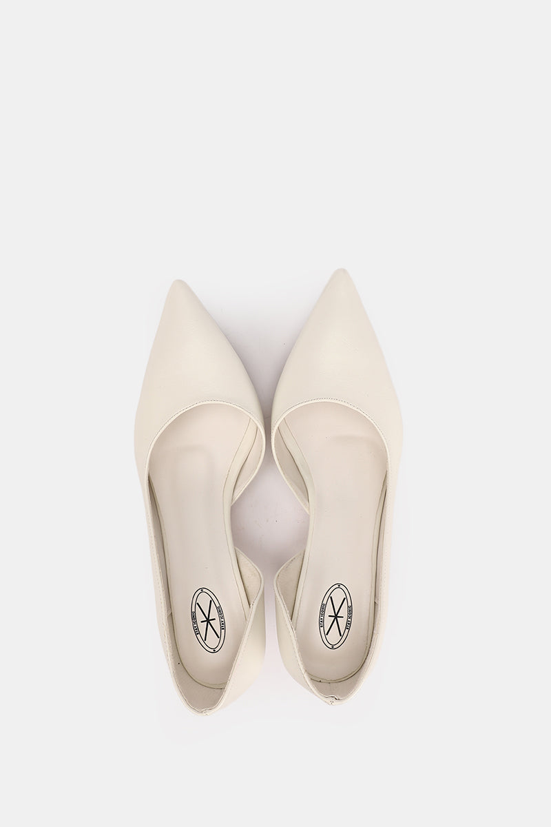 WHITE OPEN KITTEN PUMPS