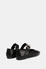 BLACK BUCKLE LEATHER FLAT