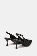 BLACK KNIT HEELS