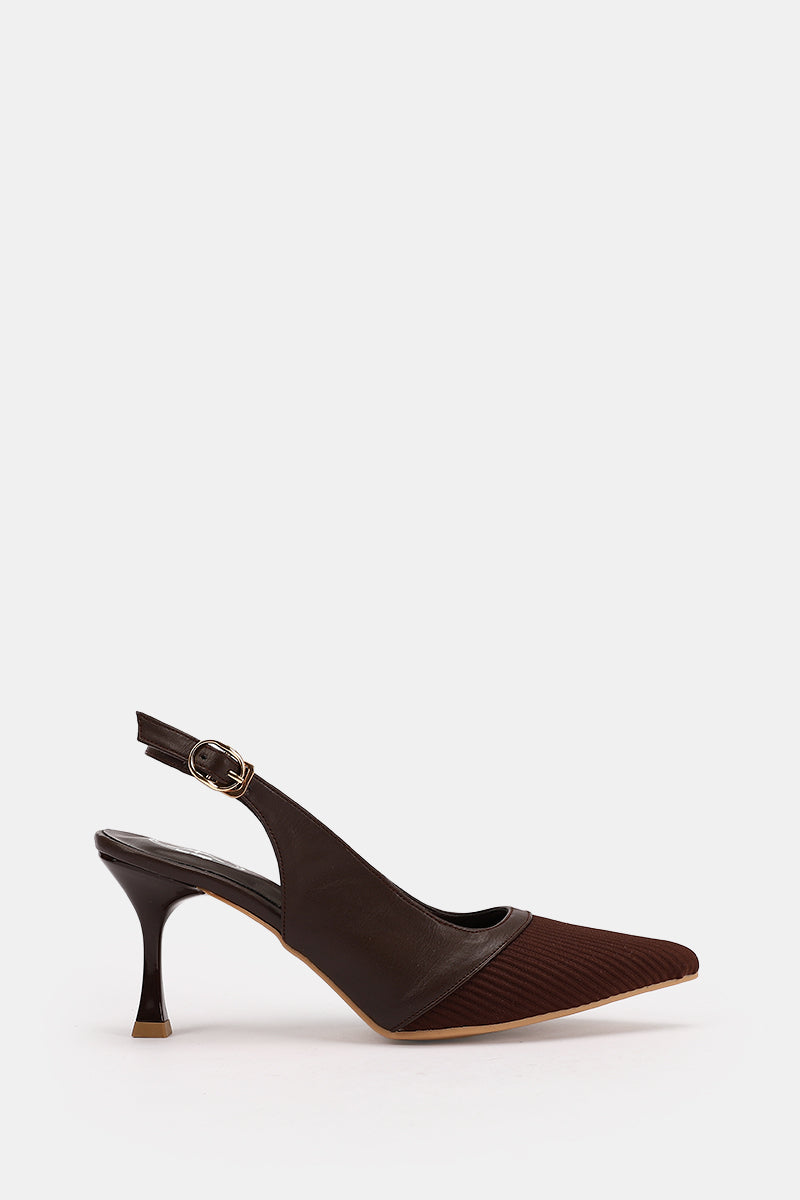 BROWN KNIT HEELS