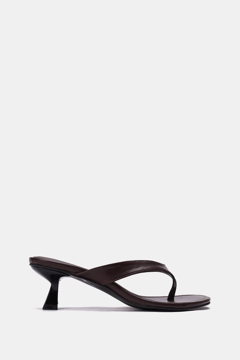 BROWN LEATHER KITTEN HEEL SANDALS