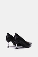 BLACK POINTED-TOE KITTEN HEELS