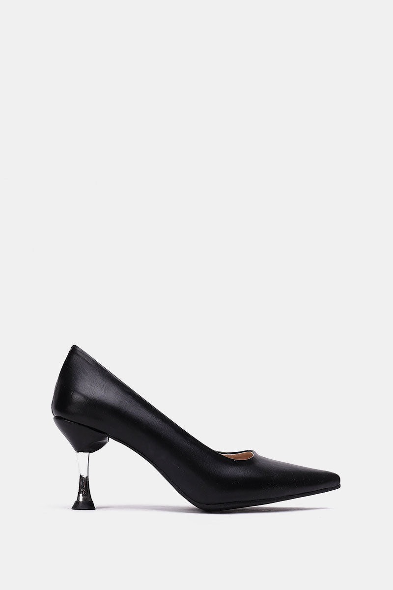 BLACK POINTED-TOE KITTEN HEELS