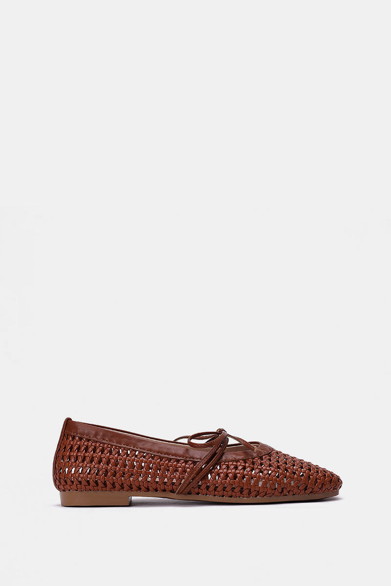TAN BRAIDED WOVEN FLAT