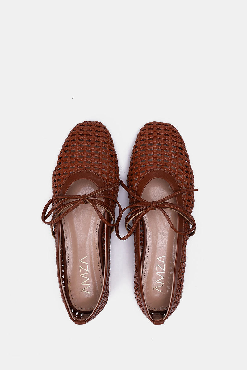 TAN BRAIDED WOVEN FLAT