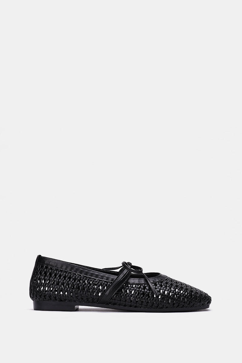 BLACK BRAIDED WOVEN FLAT
