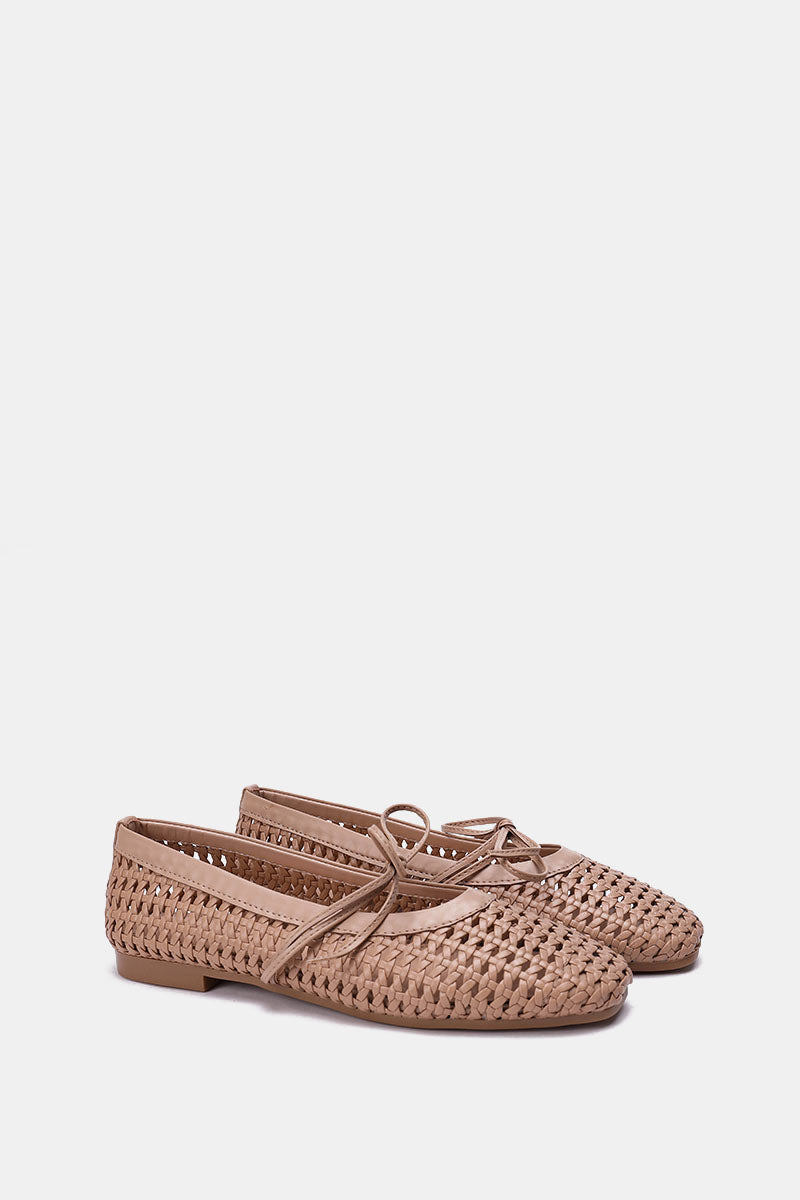 BEIGE BRAIDED WOVEN FLAT