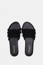 BLACK KNITTED SLIPPERS