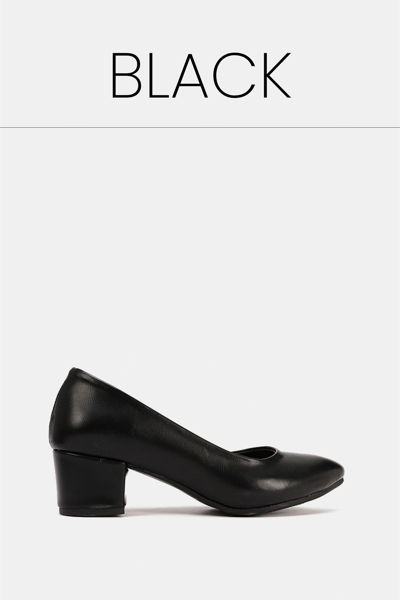 Black chunky pumps